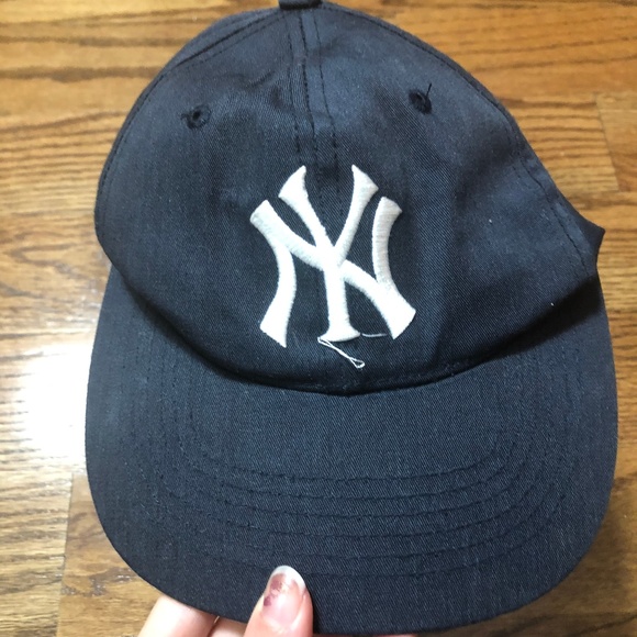 genuine merchandise baseball hats